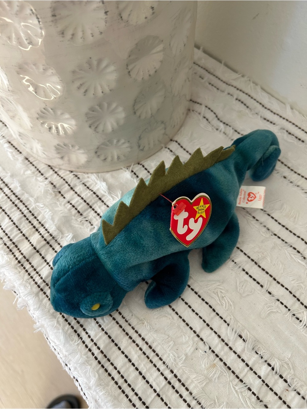 Vintage 1997 Ty Beanie Baby Teal Iggy Iguana Plush